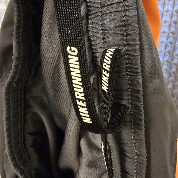 Nike Women's Athletic Running Shorts in Gray and Orange Dri-Fit Sz Large - Picture 6 of 7